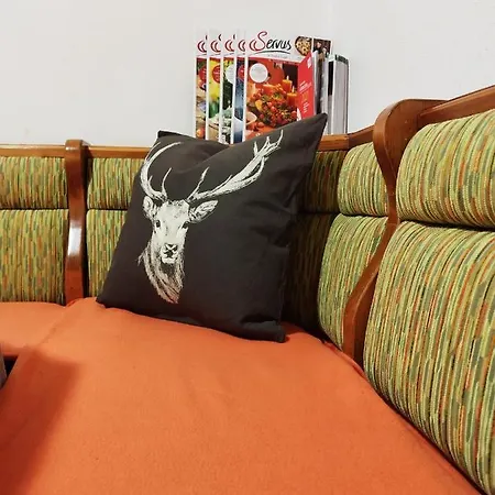 Grundnerhof مزرعة للإقامة Arriach